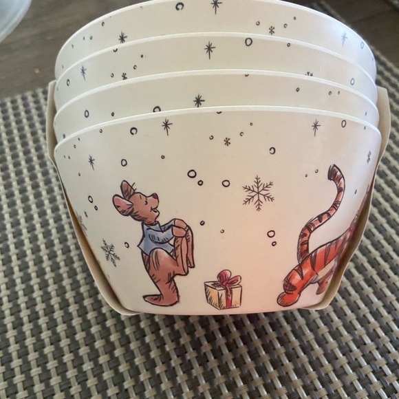 winnie the pooh bowls - Picture 3 of 4